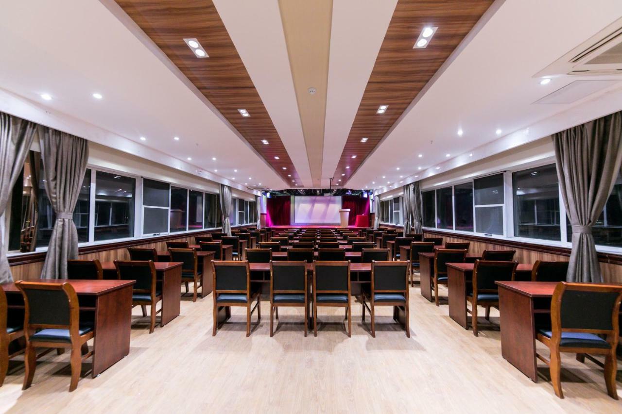 Hotel Ibis Nantong Qingnian Exterior foto